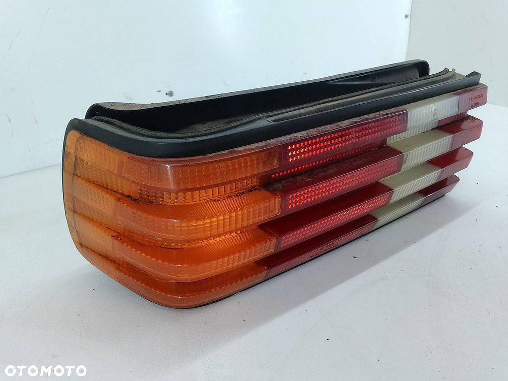 LAMPA TYLNA LEWA MERCEDES-BENZ W126 (79-91) SEDAN - 6