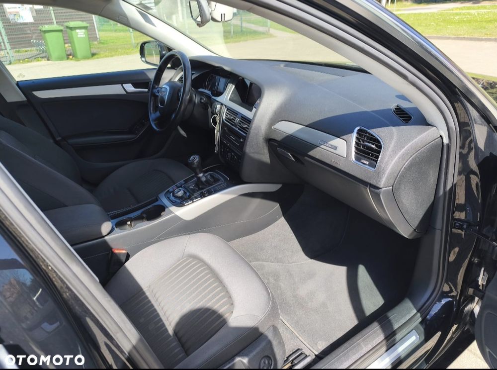 Audi A4 Avant 2.0 TDI DPF quattro - 7