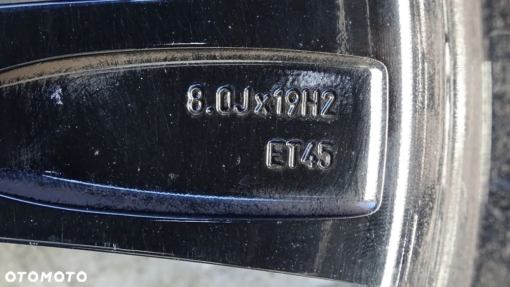 SEAT ATECA 575 - felga 8Jx19H2 ET45 5x112 - 9