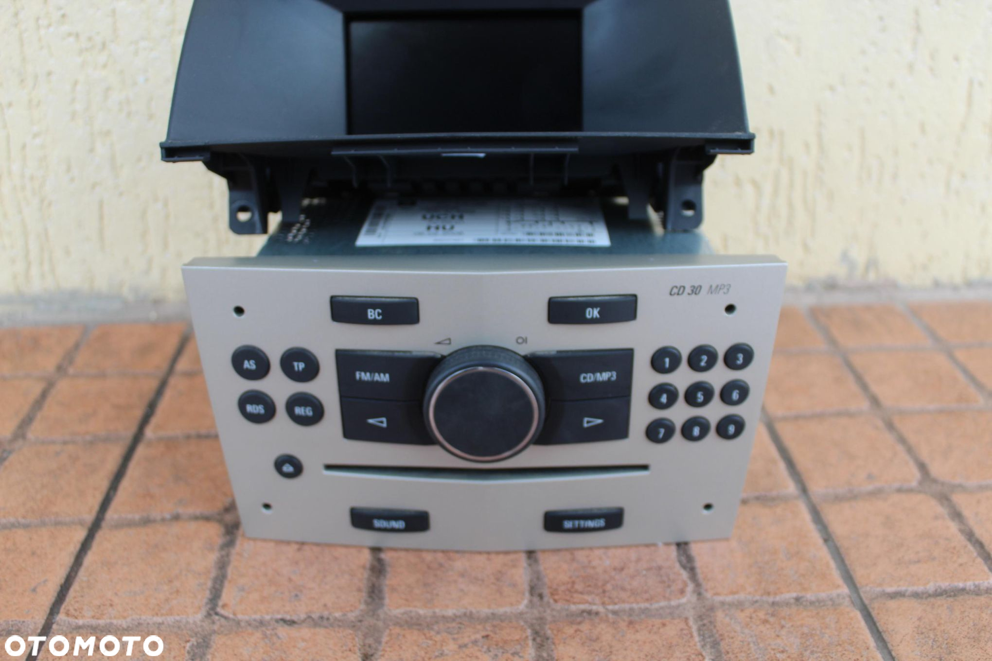 RADIO WYŚWIETLACZ OPEL ASTRA H 13289933 - 2