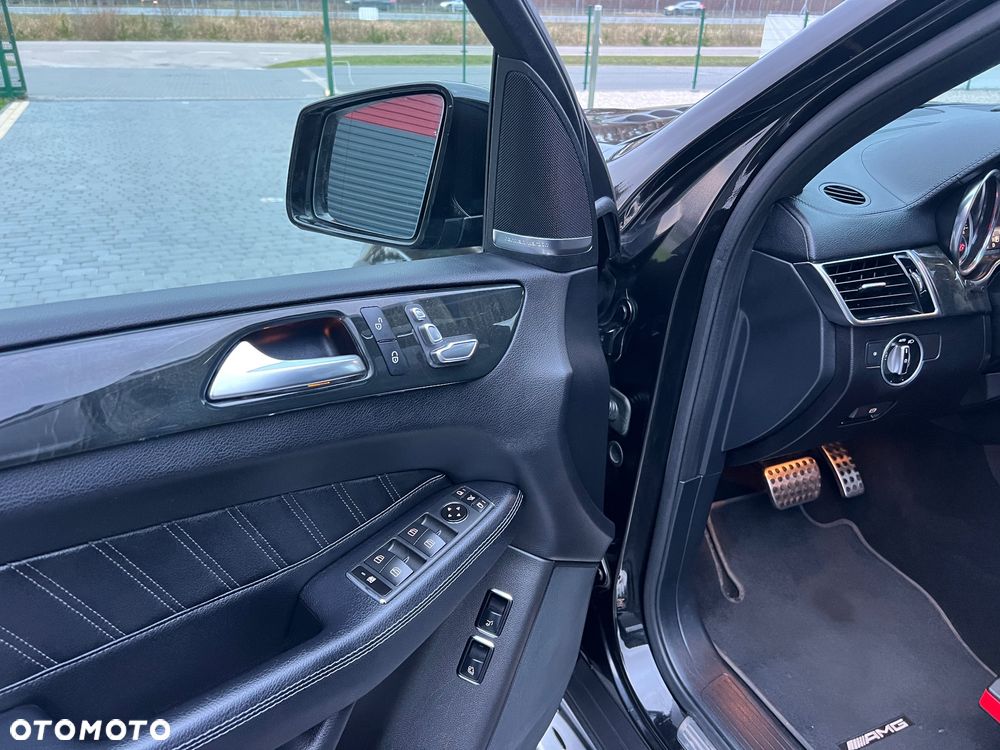 Mercedes-Benz GLS - 35