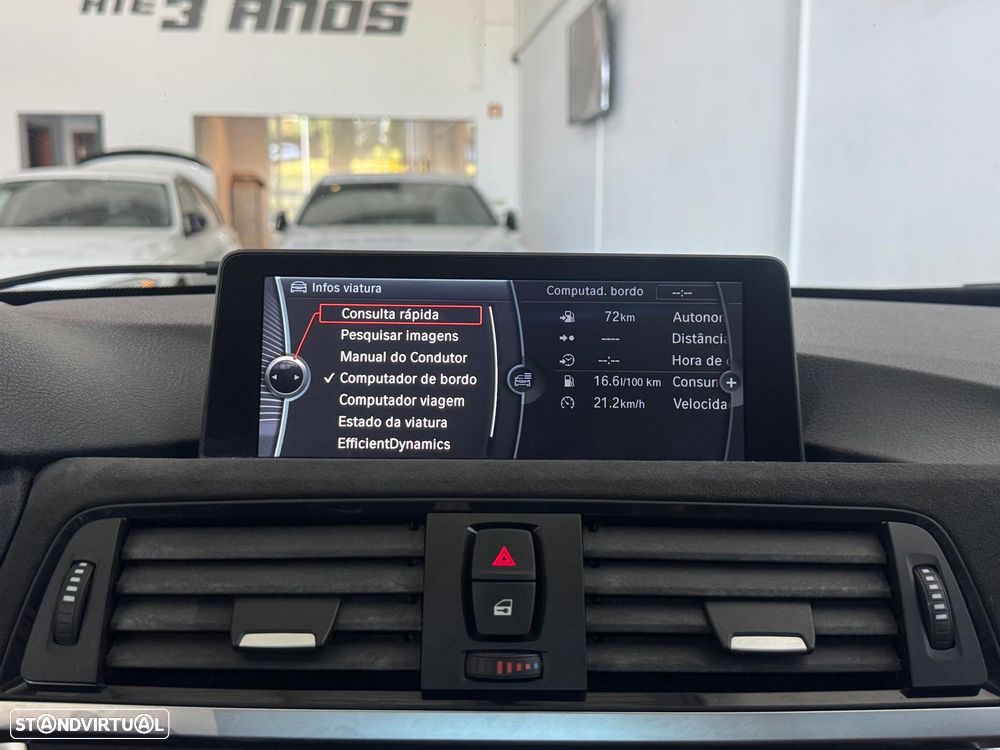 BMW 328 i Auto Pack M - 26