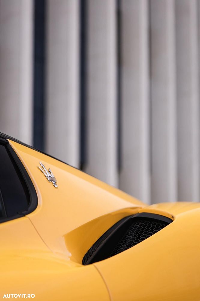 Maserati MC20 - 7
