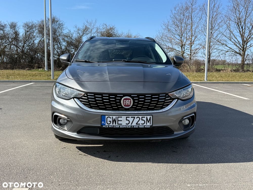 Fiat Tipo 1.6 MultiJet 16v Lounge - 8