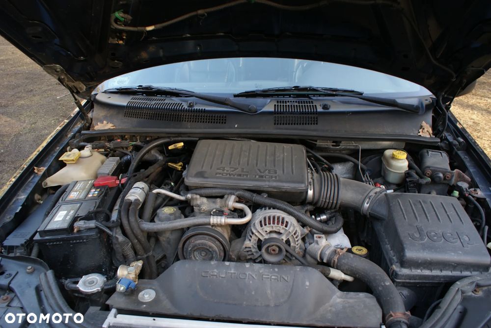 Jeep Grand Cherokee - 15