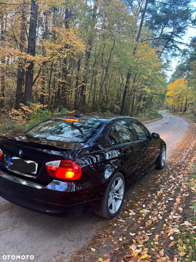 BMW Seria 3 318d - 3