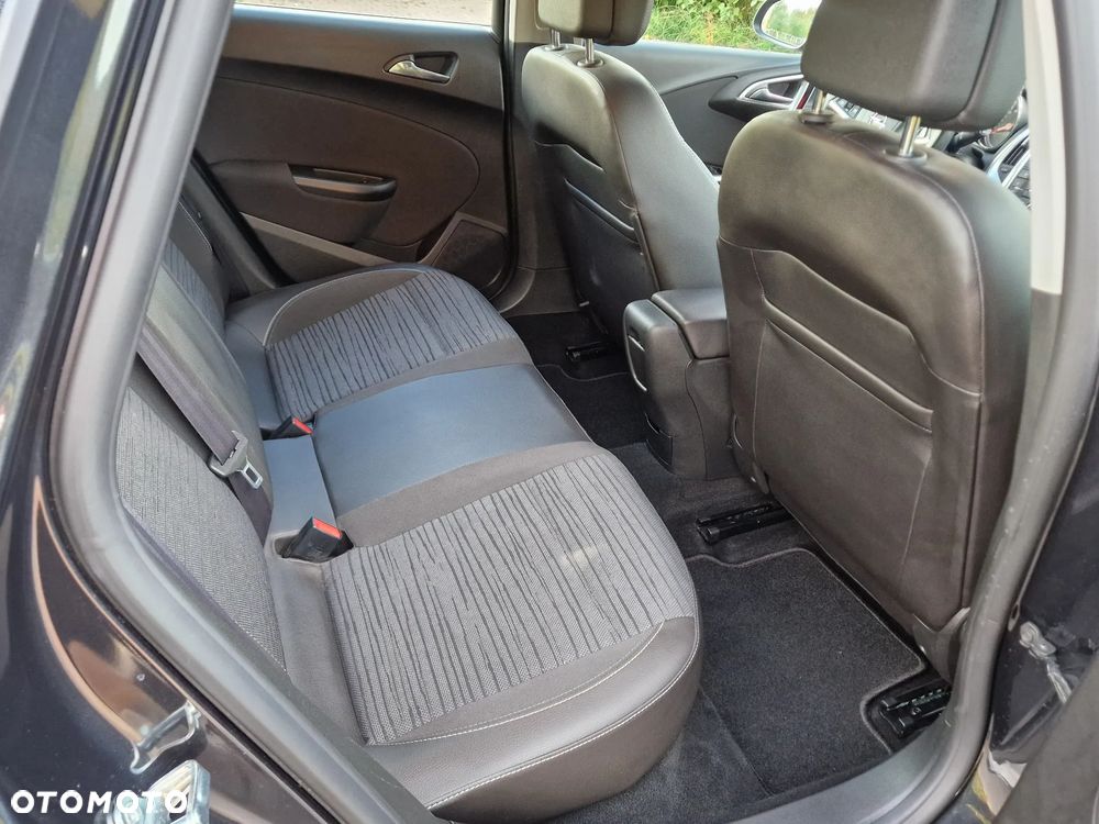 Opel Astra - 28