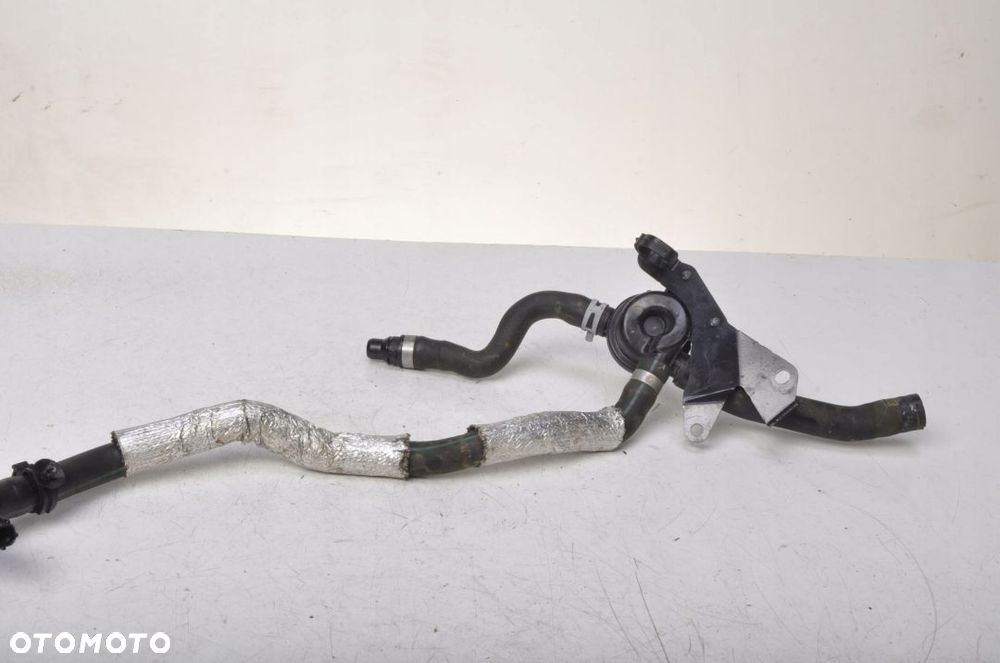 VOLVO XC90 T8 POMPKA POMPA WODY 31368325 PRZEWODY - 9