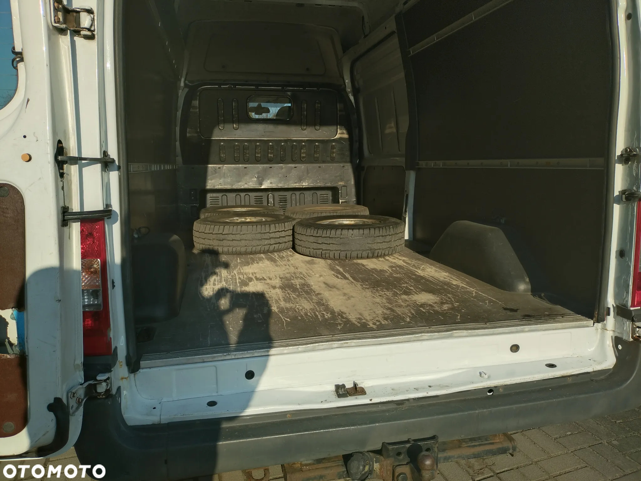Ford Transit 350L - 13