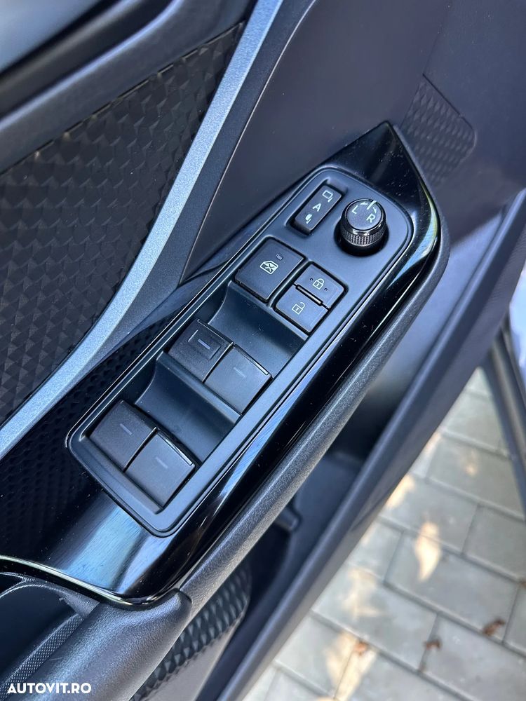 Toyota C-HR Hybrid Business-Edition - 23