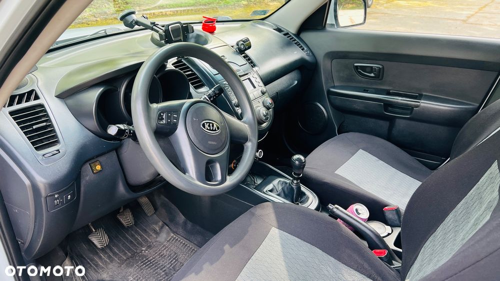 Kia Soul 1.6 L - 20