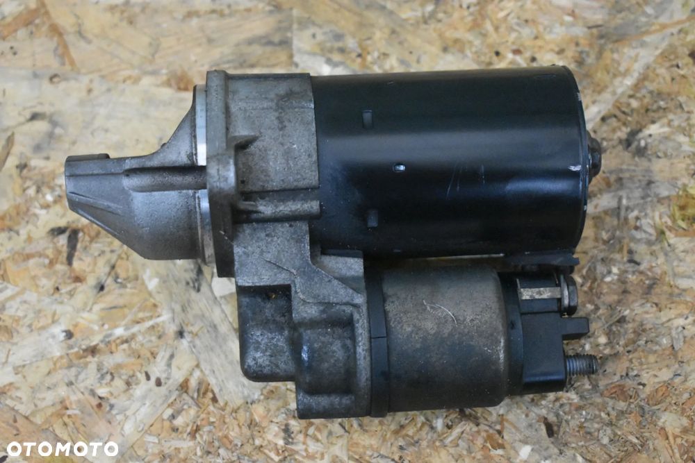 ROZRUSZNIK OPEL CORSA D 1.4 16V 24436877 - 2