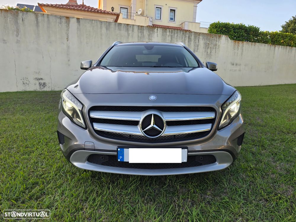 Mercedes-Benz GLA 220 d Urban - 15