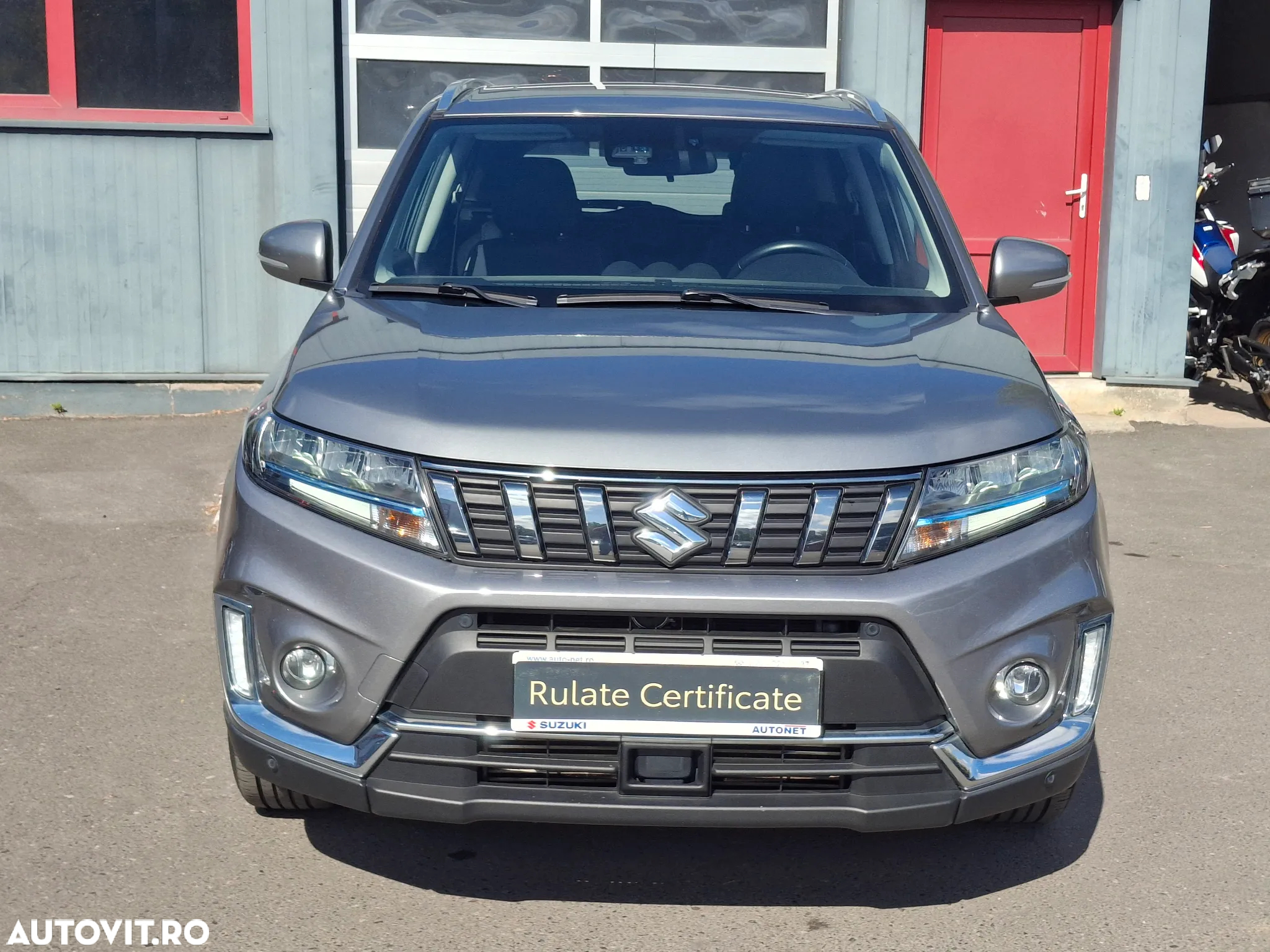 Suzuki Vitara 1.4 Boosterjet AllGrip MHEV Luxus - 9