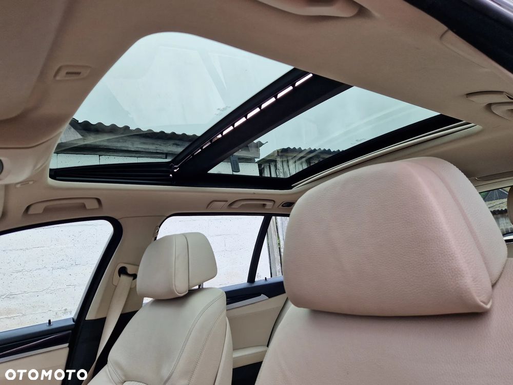 BMW Seria 5 520d xDrive - 20