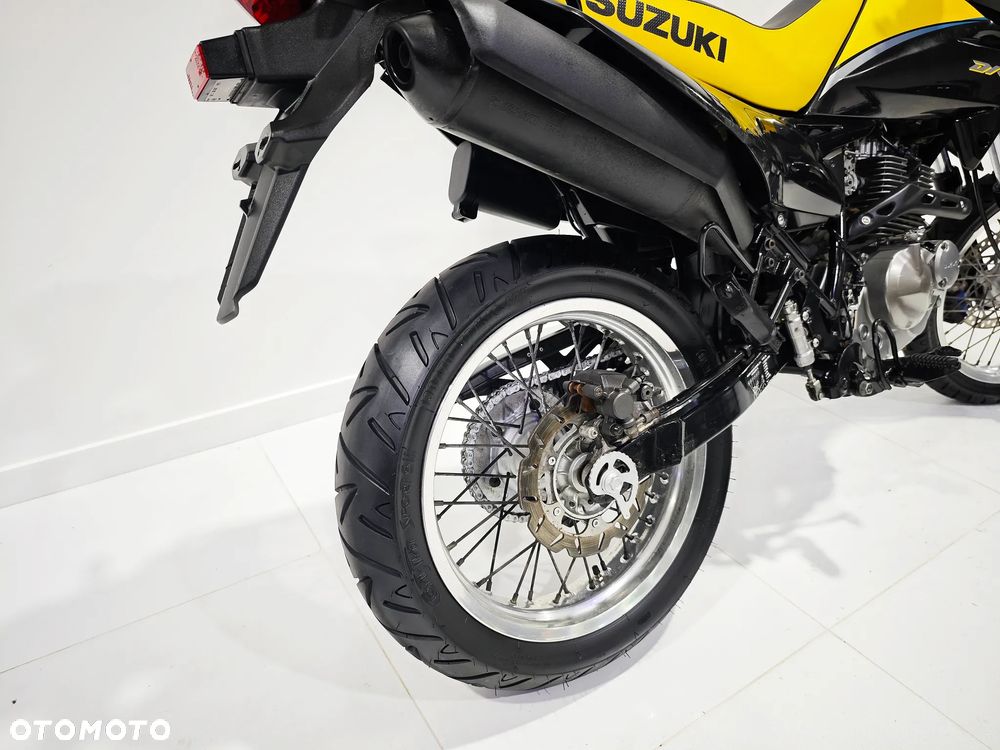Suzuki DR - 11