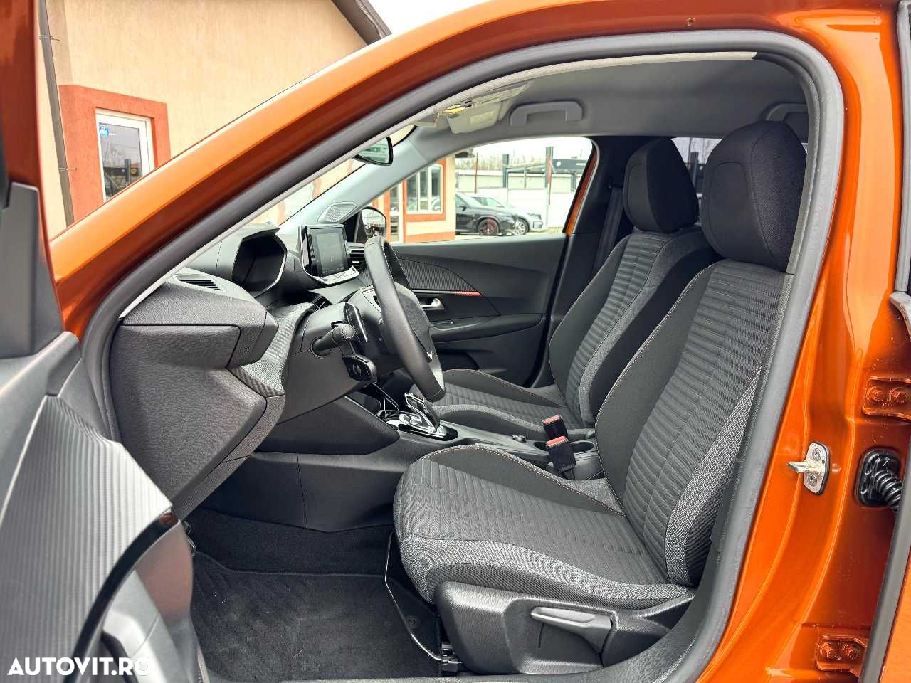 Peugeot 2008 PureTech 130 EAT8 Allure - 15