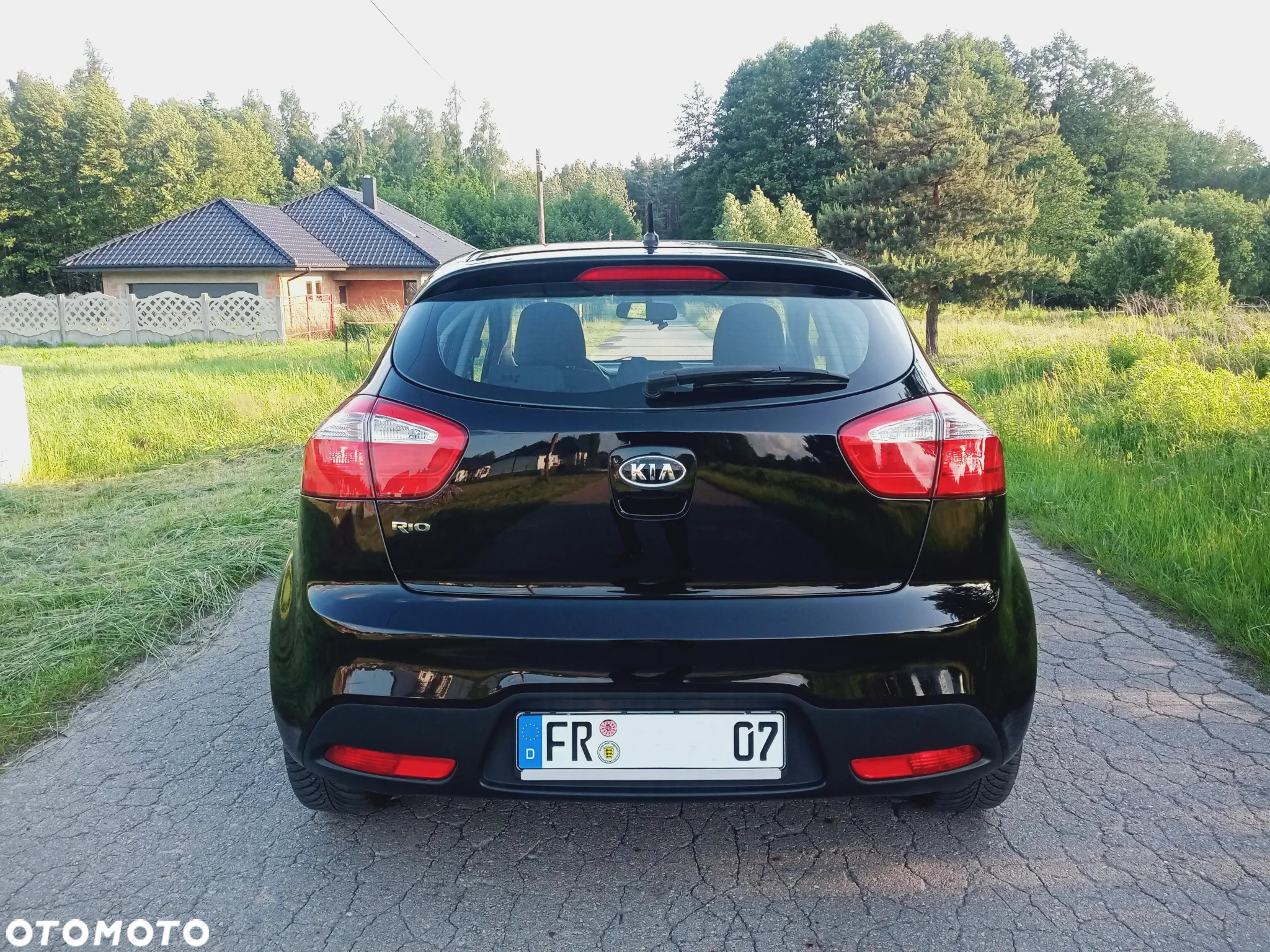 Kia Rio - 6