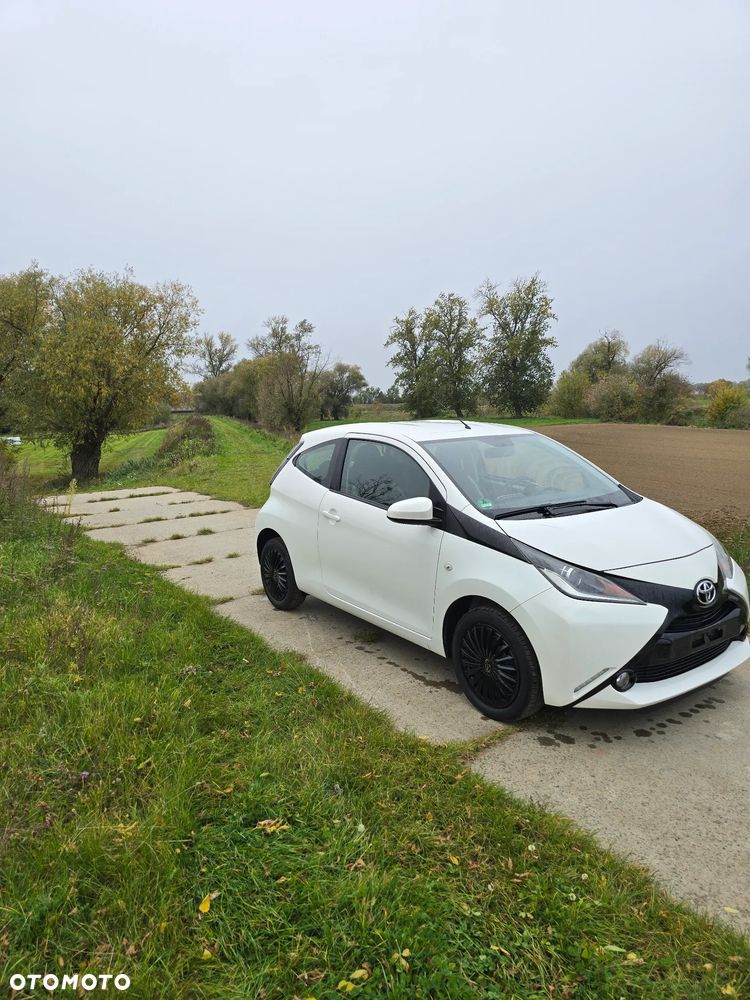 Toyota Aygo 2014 photo 2