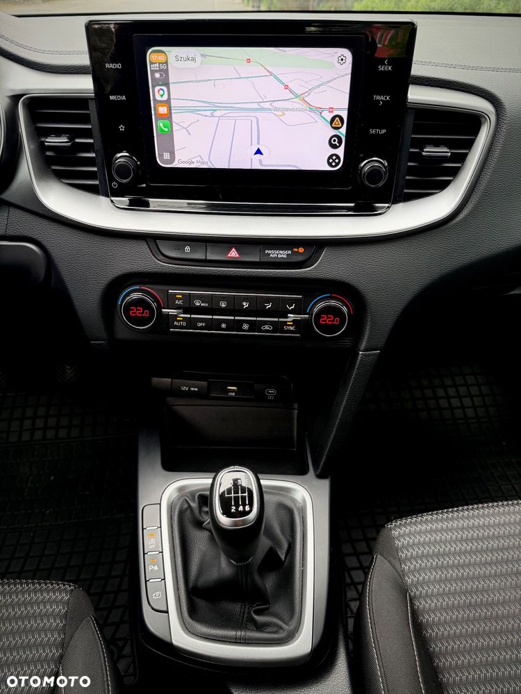 Kia Ceed 1.5 T-GDI M - 14
