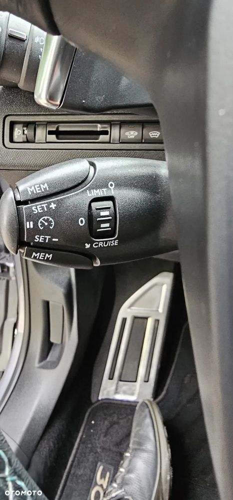 Peugeot 3008 1.6 THP Crossway S&S EAT6 - 39