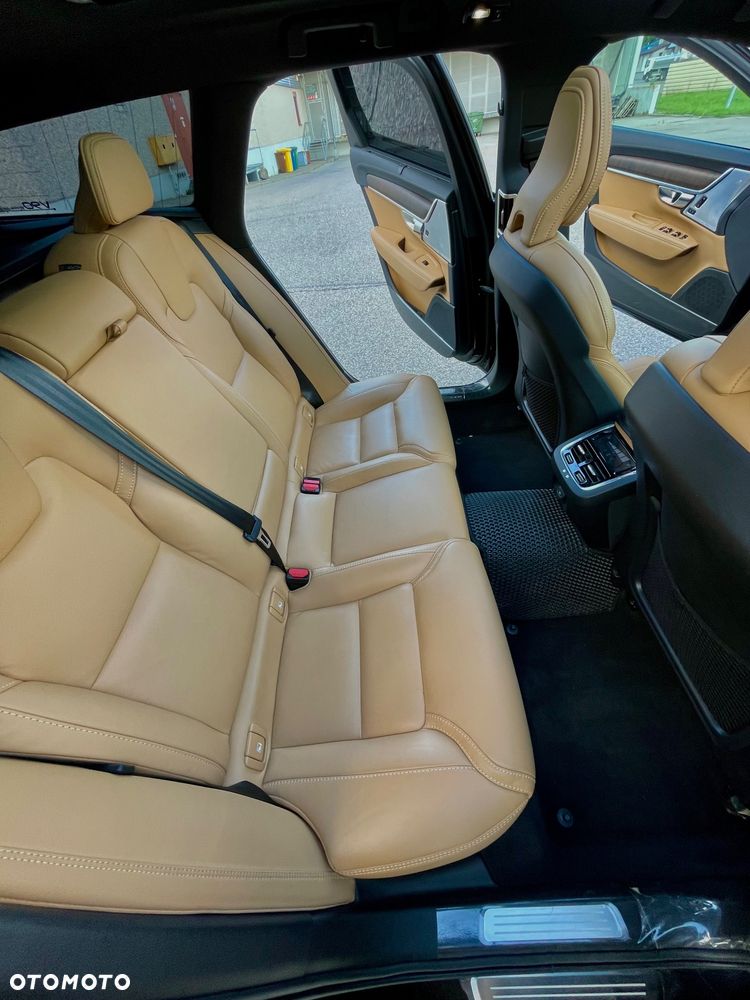 Volvo V90 B5 D AWD Ultimate Dark - 18