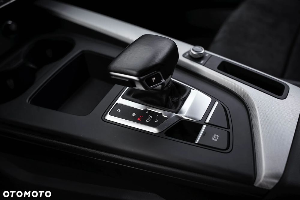 Audi A4 Avant 40 TDI quattro S tronic - 24