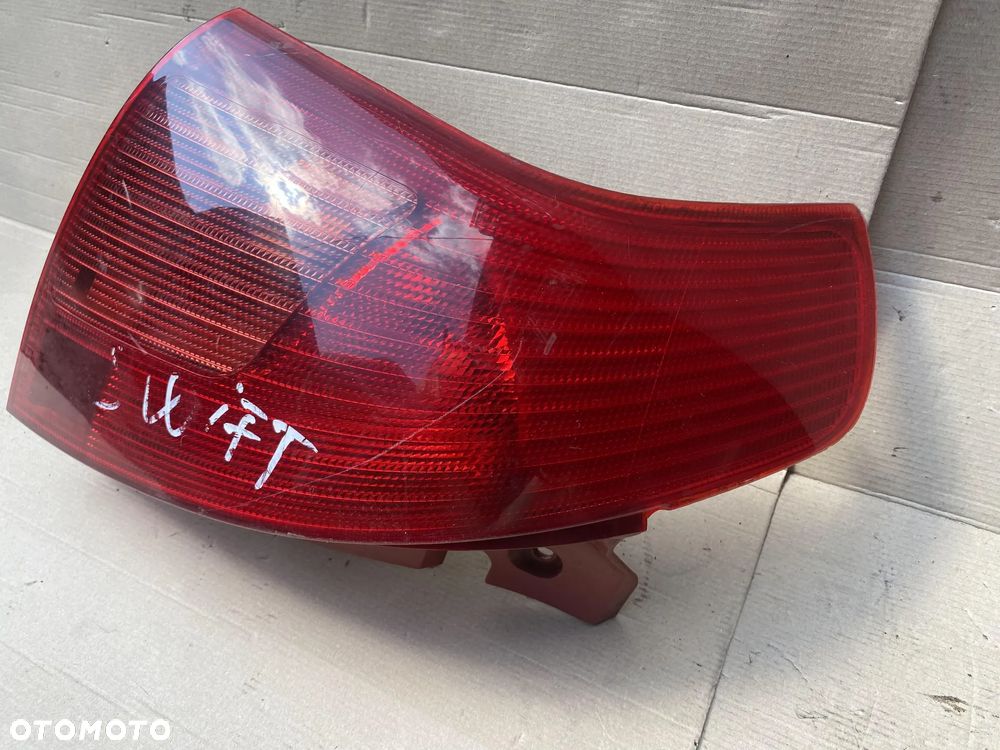 Lampa tył SUZUKI SWIFT IV lewa prawa - 2