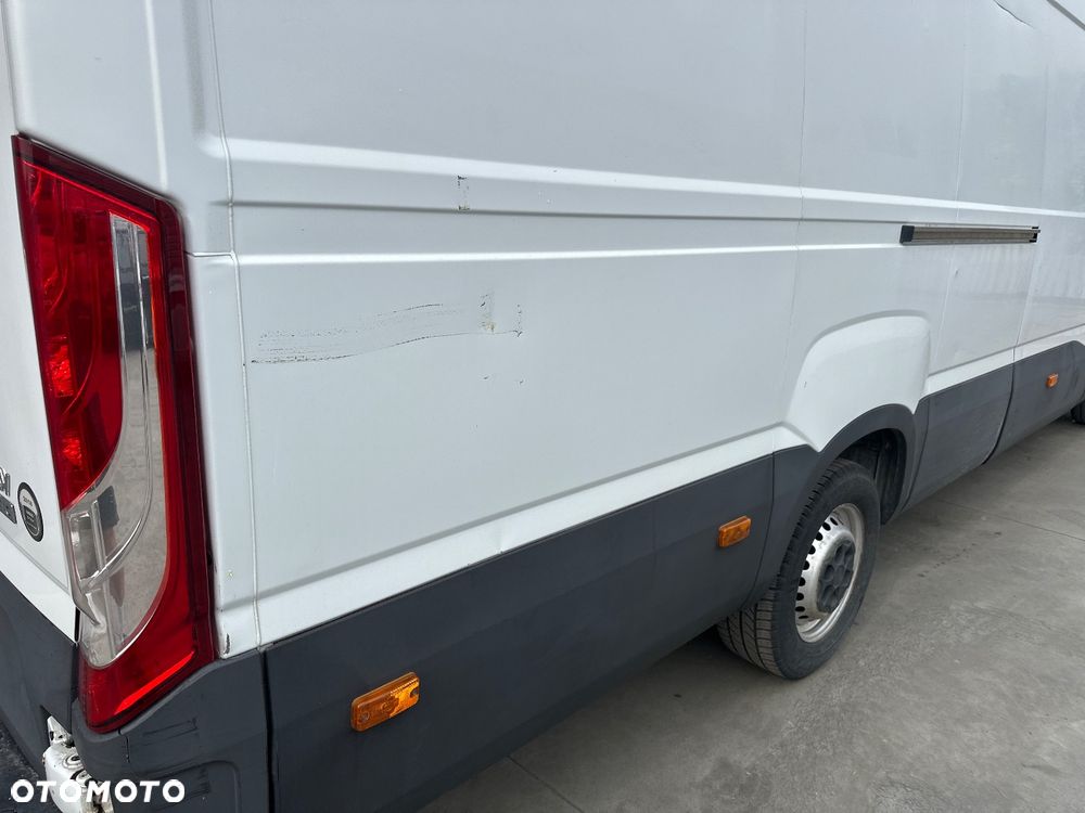 Iveco DAILY - 24