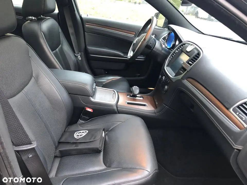 Lancia Thema 3.6 Executive AWD - 12