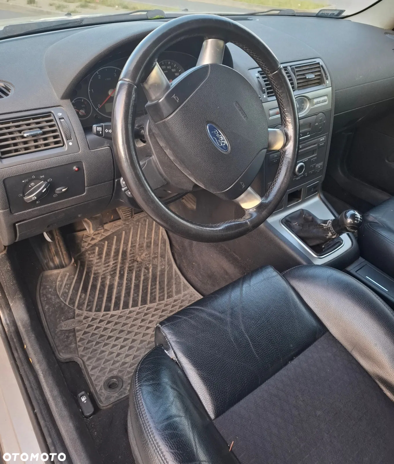 Ford Mondeo 2.0 TDCi Trend - 23