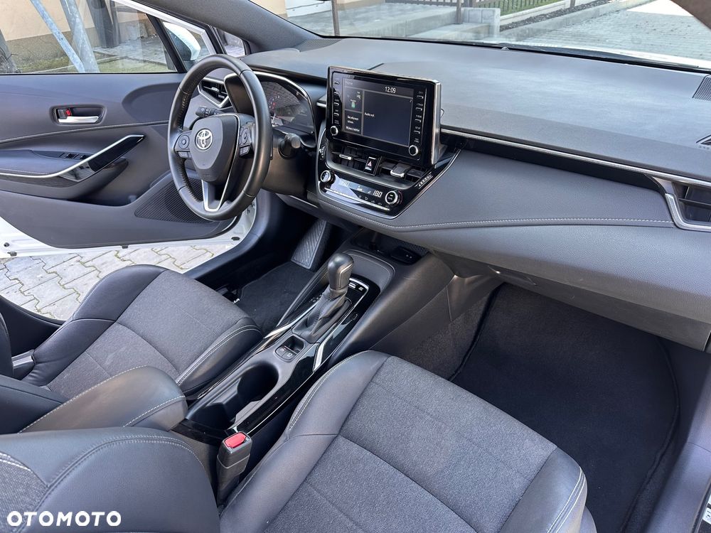Toyota Corolla - 7