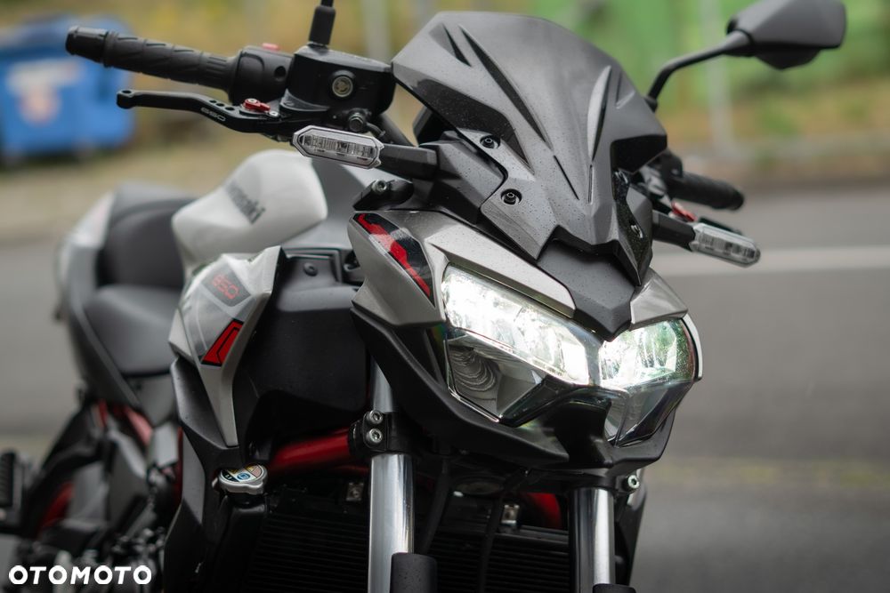 Kawasaki Z 650 - 12