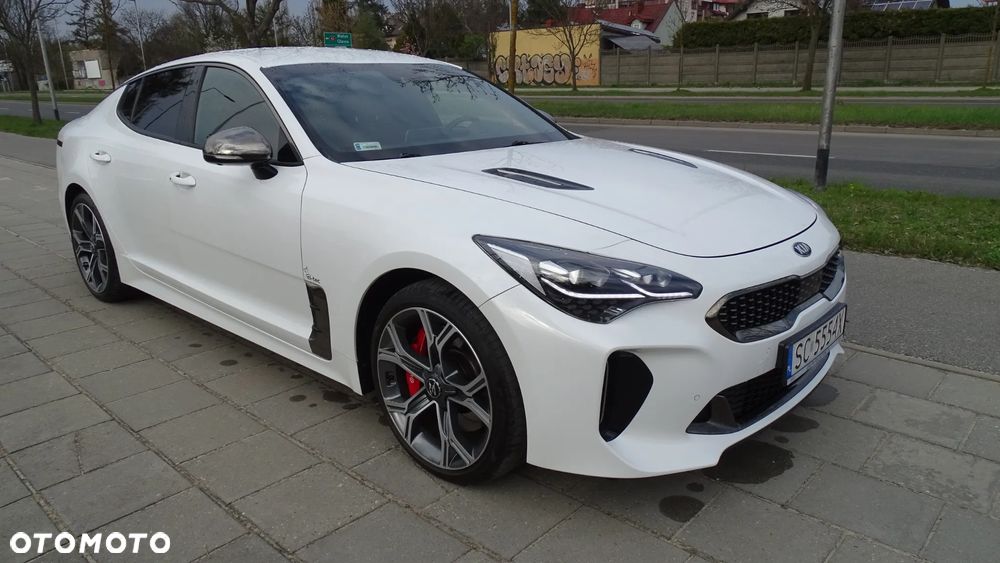 Kia Stinger - 7