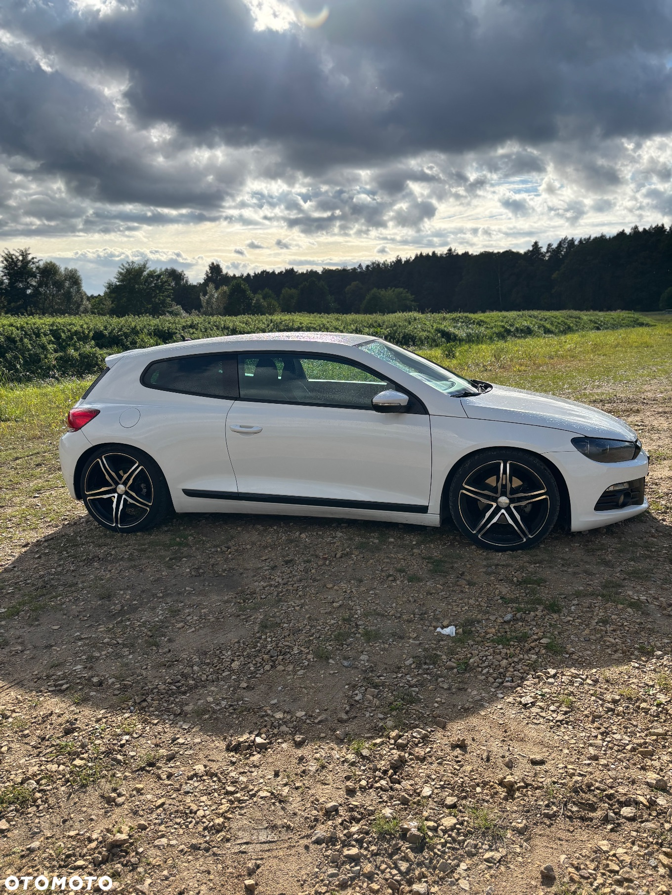 Volkswagen Scirocco 2.0 TSI - 2