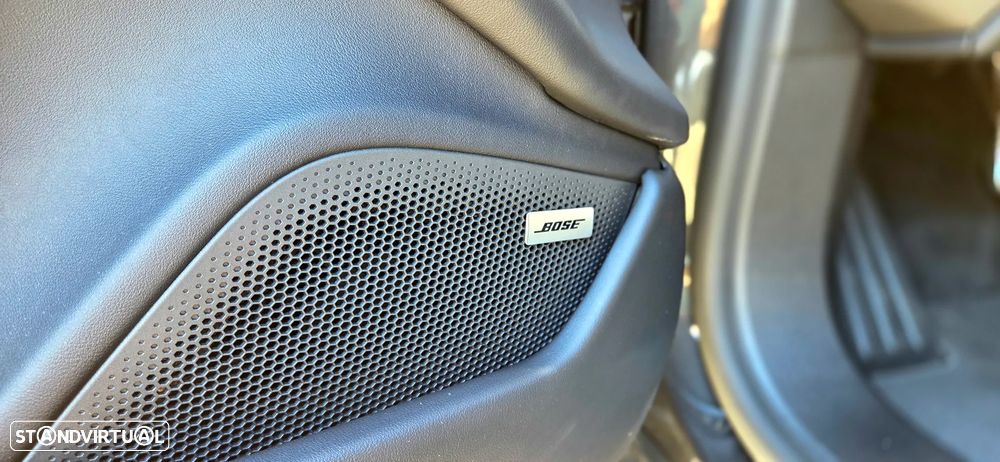 Porsche Taycan Bateria Performance Plus - 10