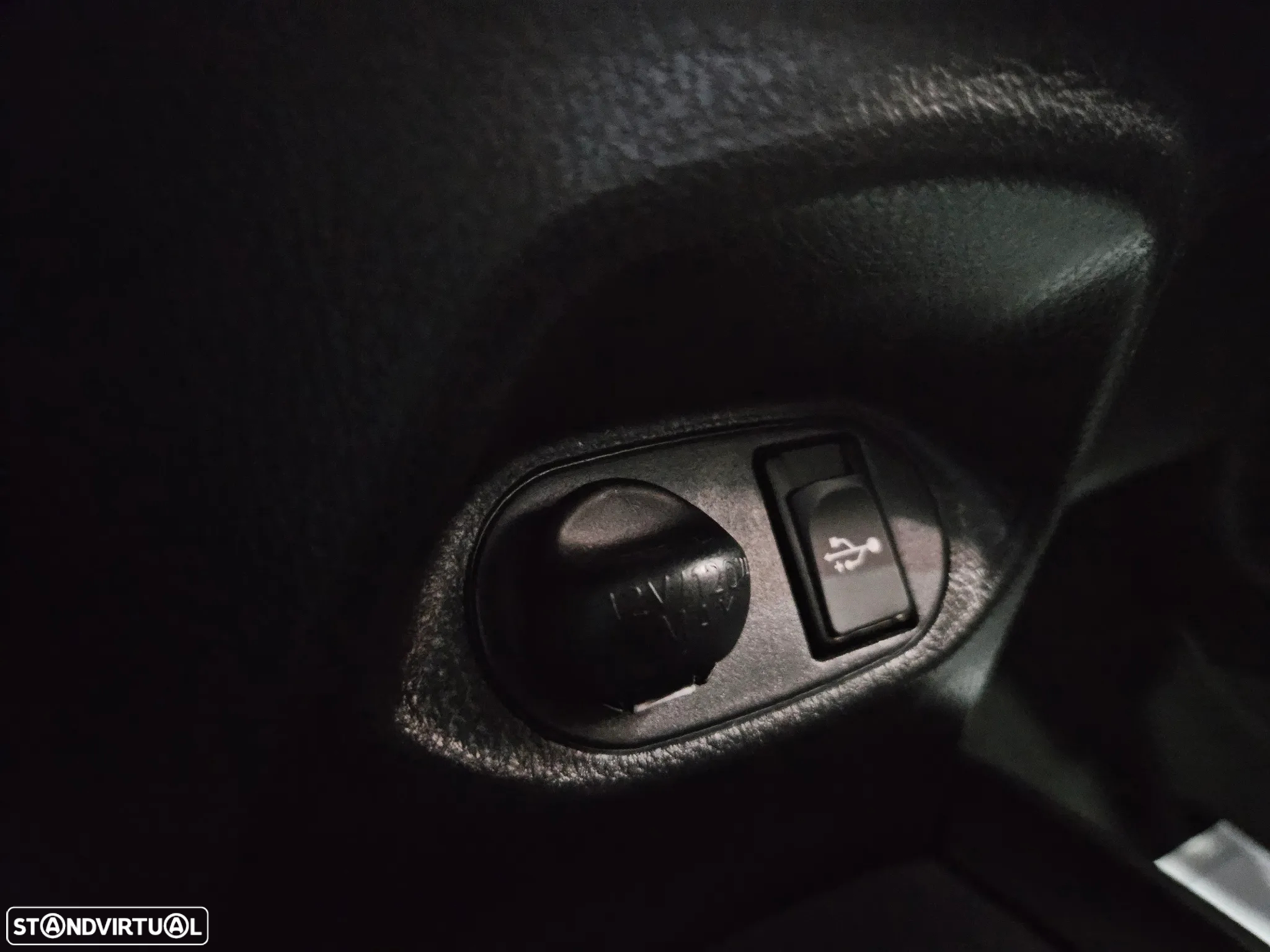 Toyota Yaris 1.4 D-4D Sport - 20