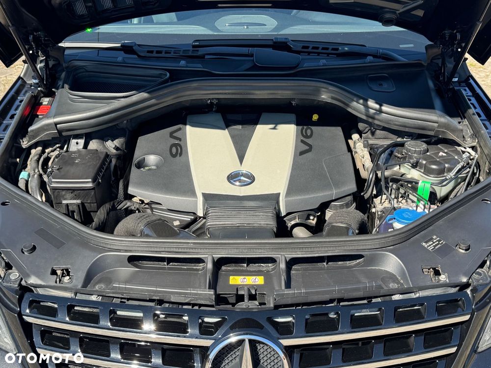 Mercedes-Benz ML 350 BlueTEC 4-Matic - 23