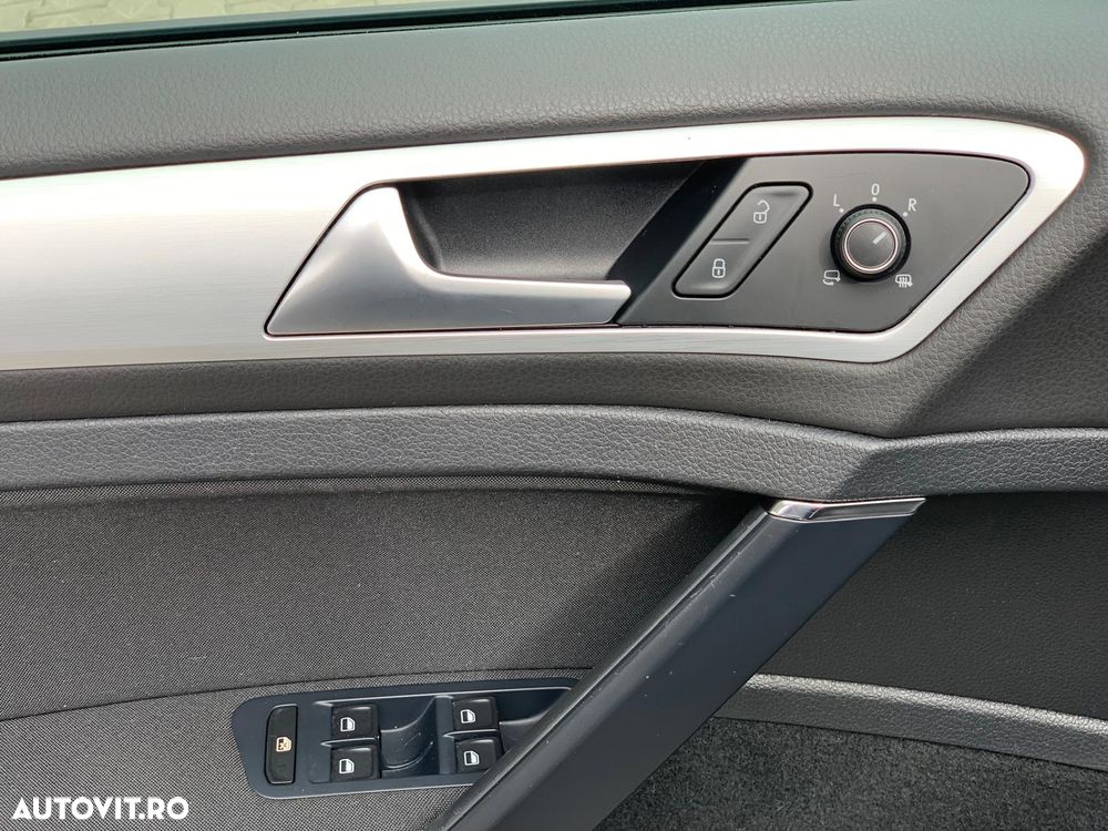 Volkswagen Golf 1.4 TSI BlueMotion Technology Cup - 14