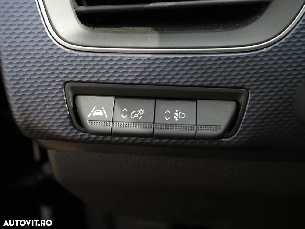 Renault Arkana E-TECH 145 Evolution - 16