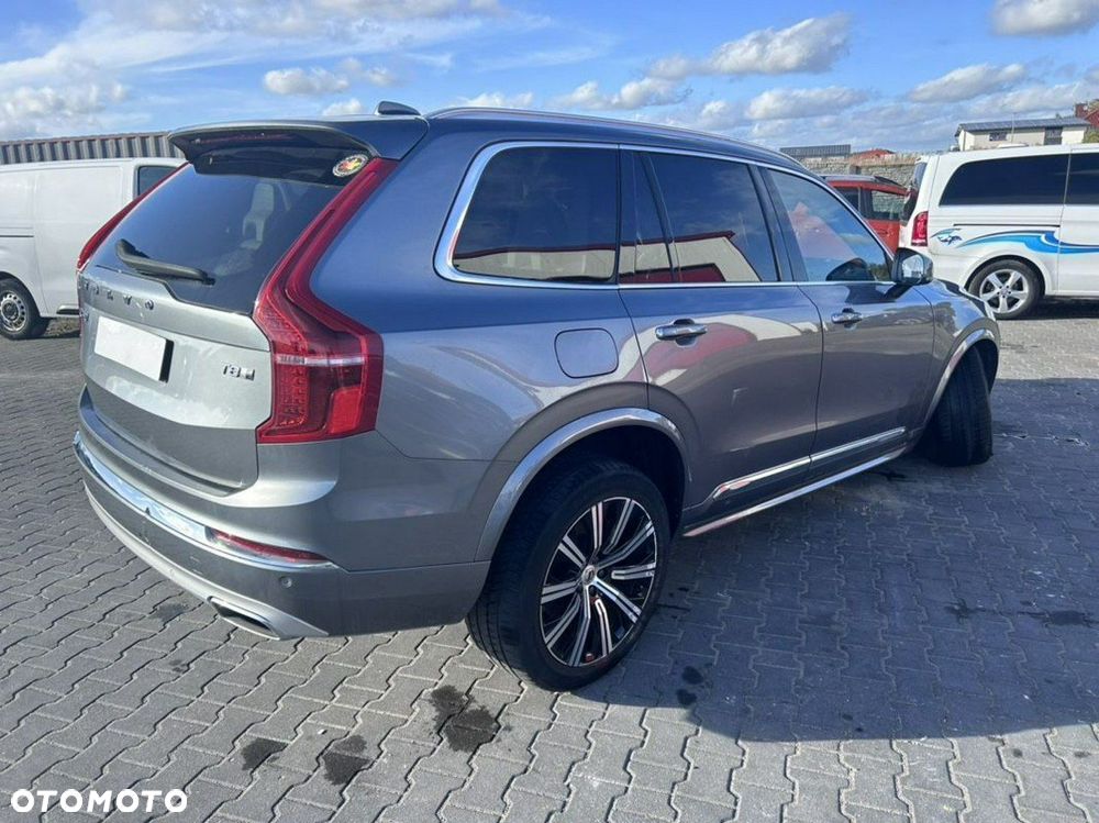 Volvo XC 90 - 4