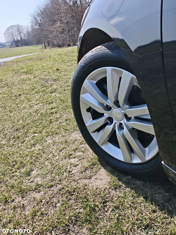 Peugeot 308 125 THP Active - 8