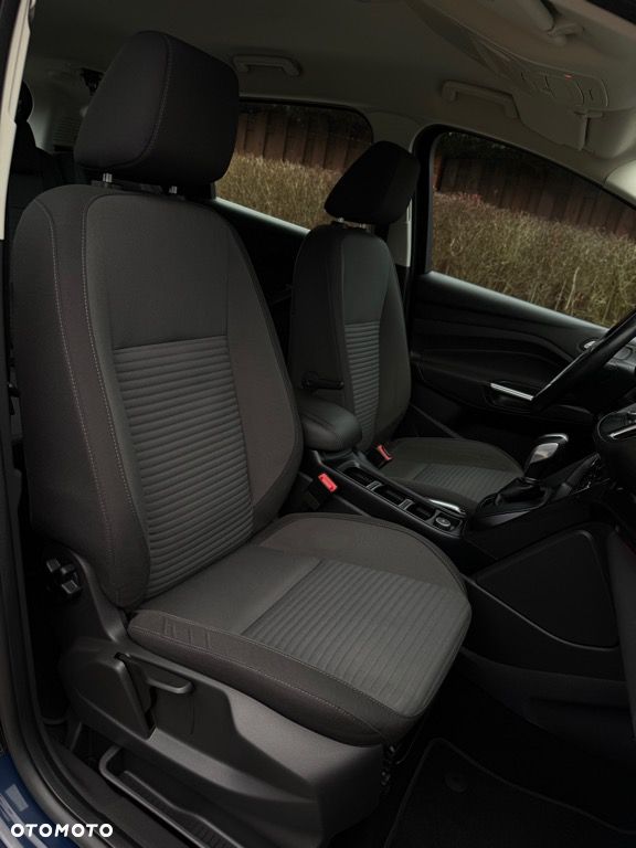 Ford C-MAX 2.0 TDCi Start-Stop-System Titanium - 32