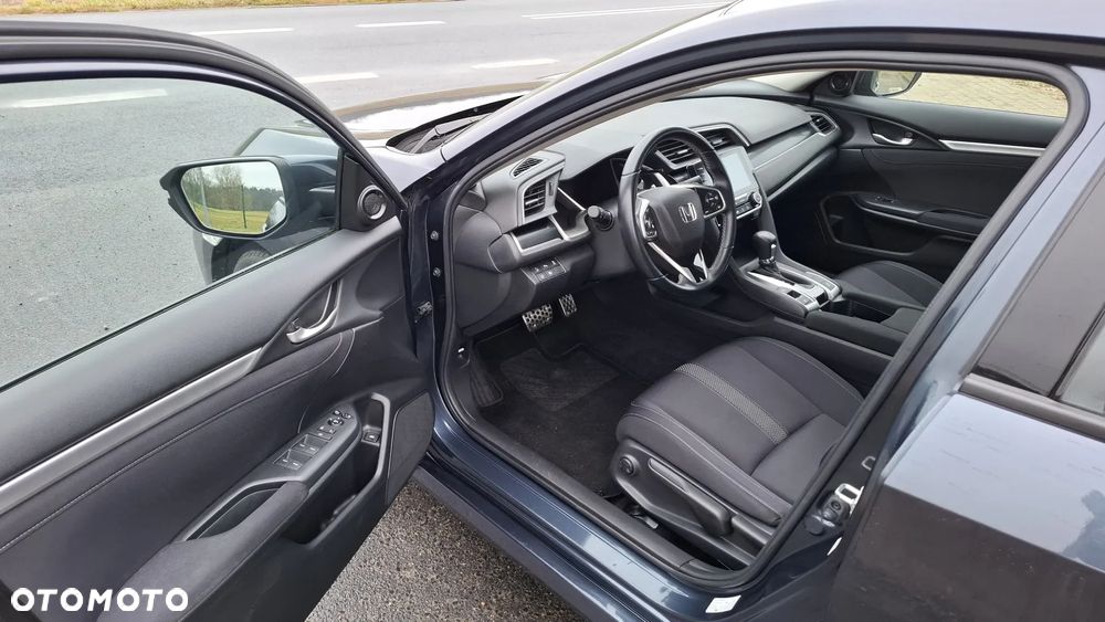 Honda Civic 1.5 i-VTEC Turbo CVT Elegance - 21