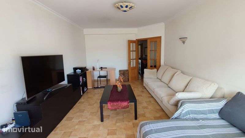 Apartamento T2 com garagem fechada - Grande imagem: 4/12