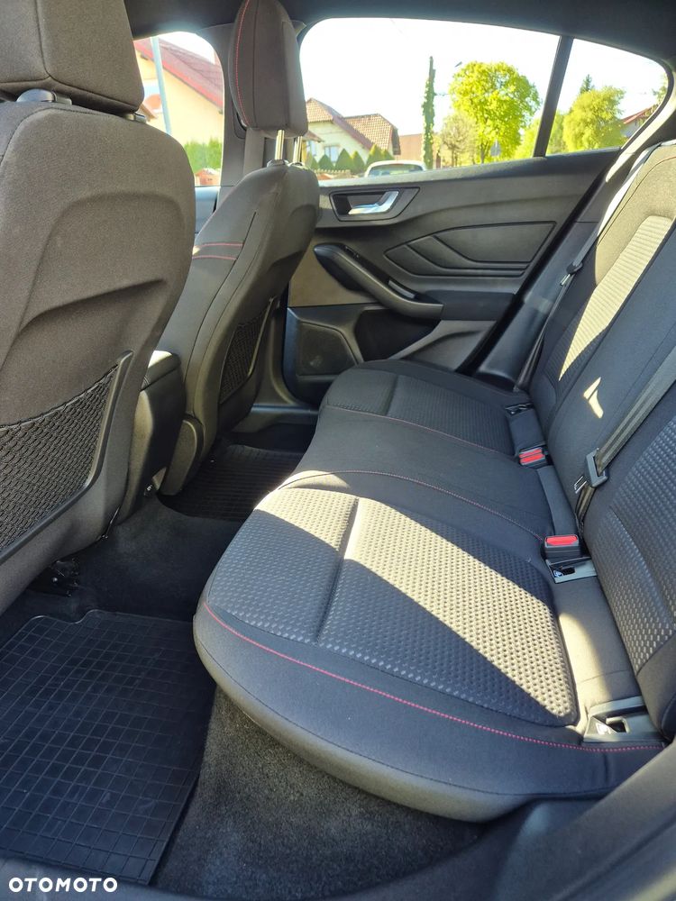 Ford Focus 2.0 EcoBlue ST-Line - 6