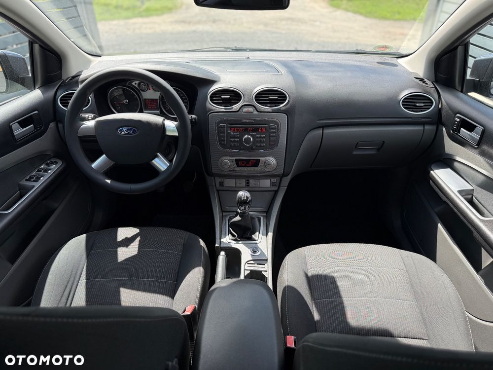 Ford Focus 1.6 Ti-VCT Titanium - 5