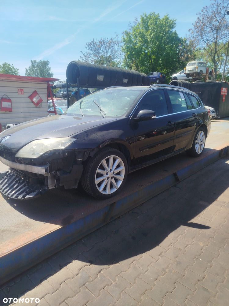 Renault Laguna 3 na części. - 2