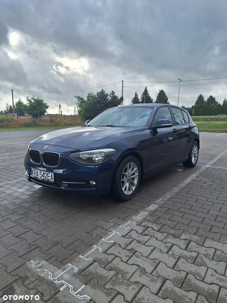 BMW Seria 1 116d Sport Line - 9