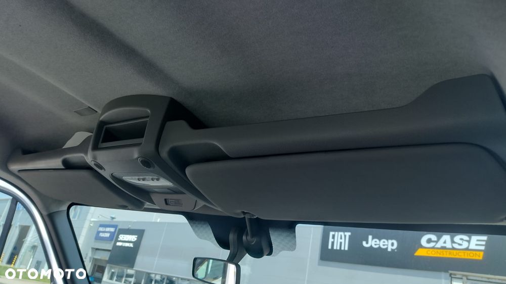 Renault Master Jegger autolaweta Pomoc Drogowa najazd 2,3 silnik 165KM HAK - 25